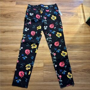 NWT Old Navy Black Floral Straight Leg Pants Size 10 Tall